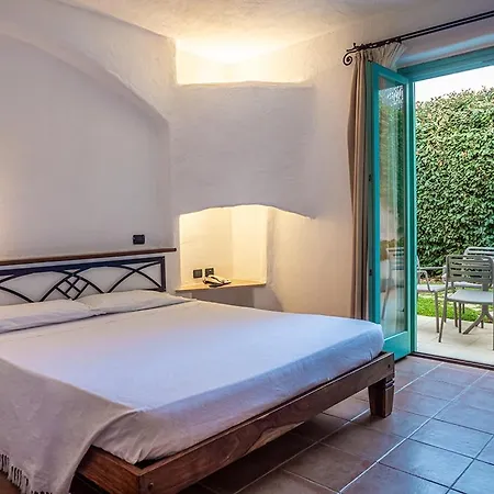 Park Asinara Отель 3*