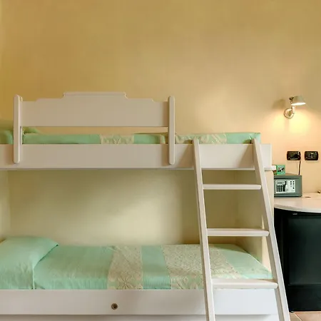 Park Asinara فندق