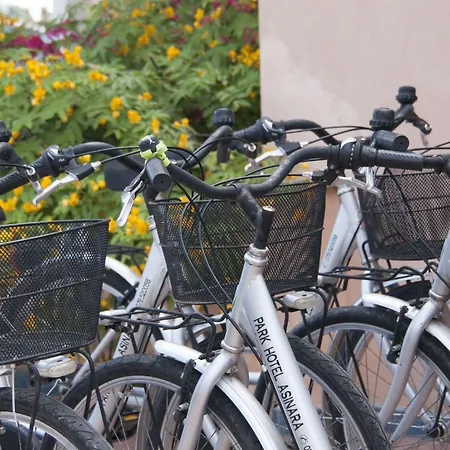 Park Asinara فندق 3*