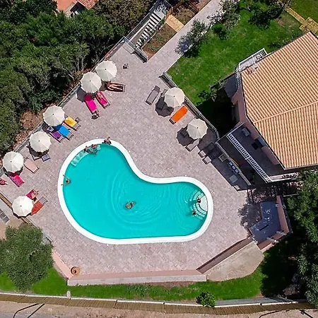 Park Asinara מלון