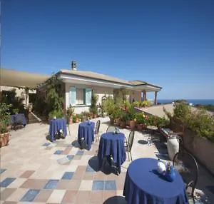 Park Asinara Отель 3*